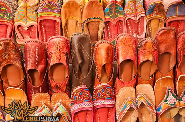 كفش مناسب براي سفر به هند