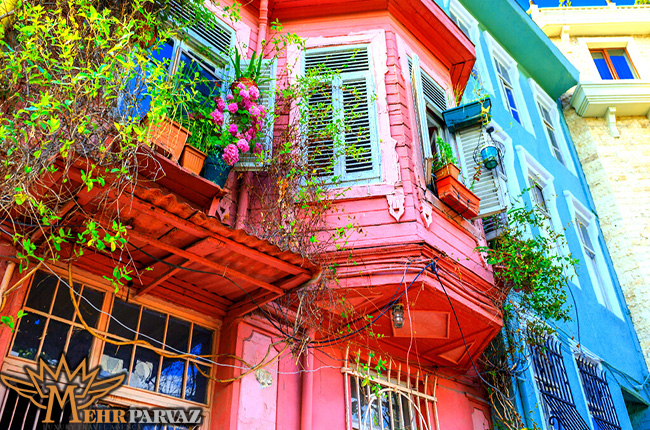 رنگی ترین محله استانبول 