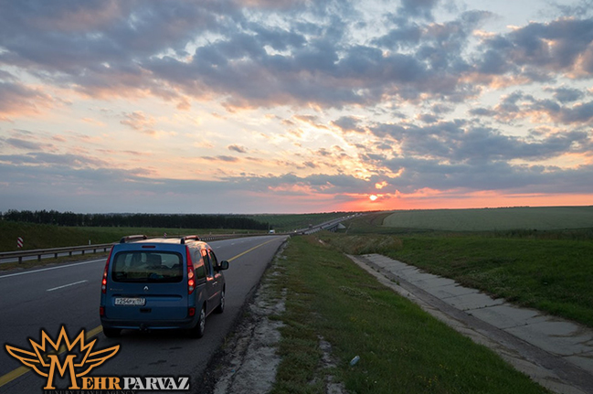 سفر از مسکو به سنت پترزبورگ با ماشین شخصی