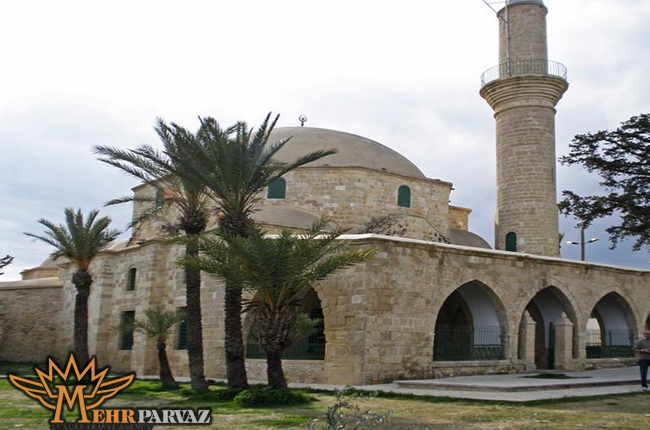 مسجد خاله سلطان قبرس،مهرپرواز