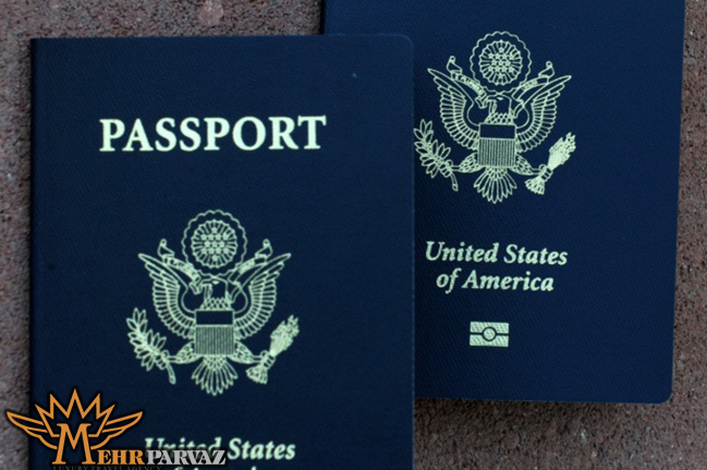 پاسپورت هایی با جلد آبی رنگ