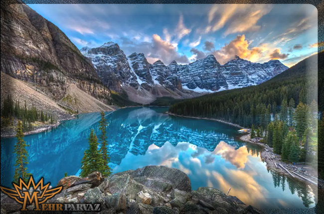 نمای بی نظیر از دریاچه زیبا بنف کانادا 